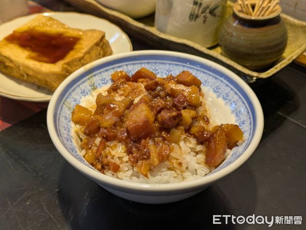 ▲良記福臨魯肉飯。（圖／記者黃士原攝）