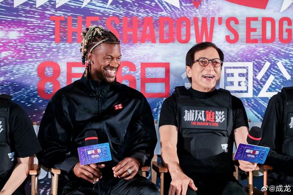 ▲成龍被讚擺脫「爛片王」稱號。（圖／翻攝自微博）