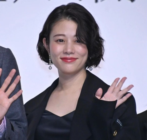 ▲高畑充希宣布懷孕後首次公開現身。（圖／翻攝自日網）