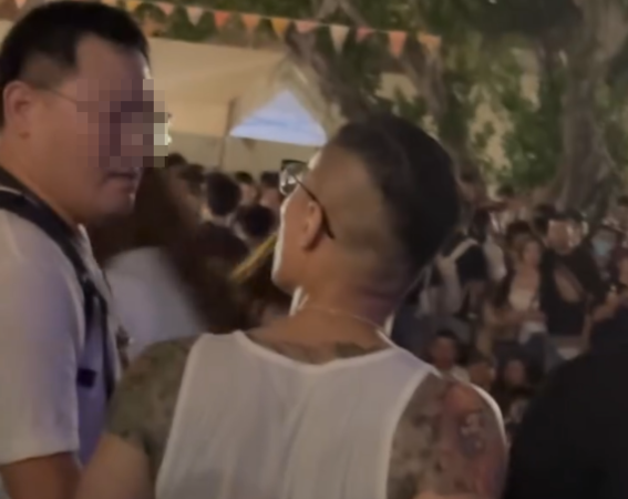 ▲▼大稻埕煙火當街格鬥片瘋傳　刺青男越級打怪「一拳撂倒」壯壯哥。（圖／翻攝自Threads）
