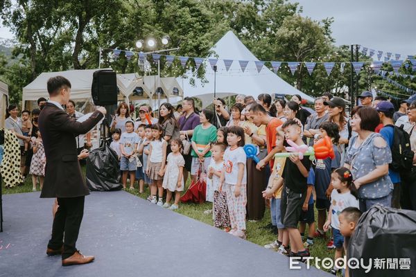 ▲▼ 「神木下婚禮」與台灣仲夏節活動結合，推出獨一無二的「阿里山23.5&ordm;浪漫SENSE」活動  。（圖／記者翁伊森攝）