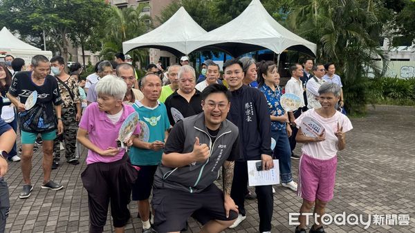 ▲「2025公益愛陪伴」在台南河樂廣場登場，結合教育推廣、實境體驗與政令宣導，吸引大批民眾參與。（記者林東良翻攝，下同）