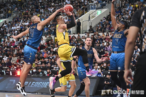 ▲▼林書豪宣布退休，正式結束15年職業生涯。（圖／記者李毓康攝）