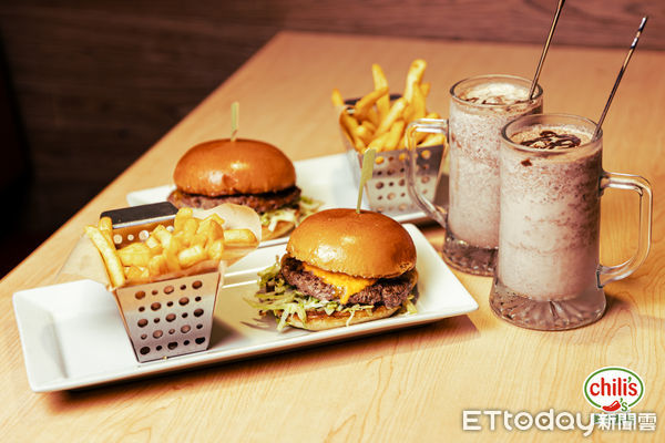 ▲▼「Chili&rsquo;s」宣布跨界合作味全龍推出2款期間限定聯名餐。（圖／Chili&rsquo;s提供）