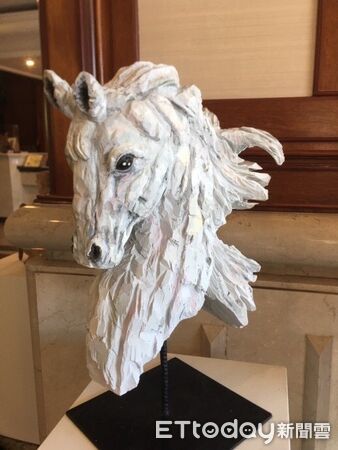 ▲埔里美術館推動藝術平台，日前舉辦「木雕展&times;不插電木雕營」。（圖／鎮寶大飯店提供）