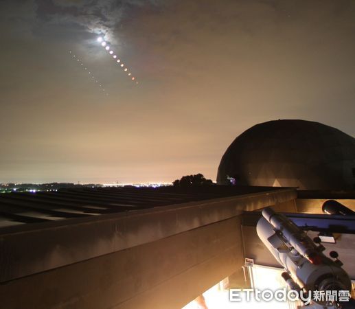 ▲9月7日深夜至8日凌晨將現「血月」奇景，南瀛天文館將辦觀測活動，邀全民共賞。（記者林東良翻攝，下同）