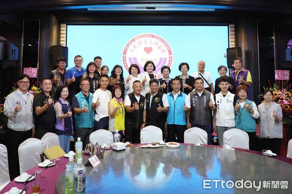 ▲▼   嘉義市嘉邑行善團慶祝60周年優秀義工表揚    。（圖／嘉義市政府提供）