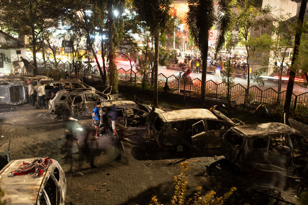 ▲▼ 印尼示威暴力騷亂。（圖／路透）