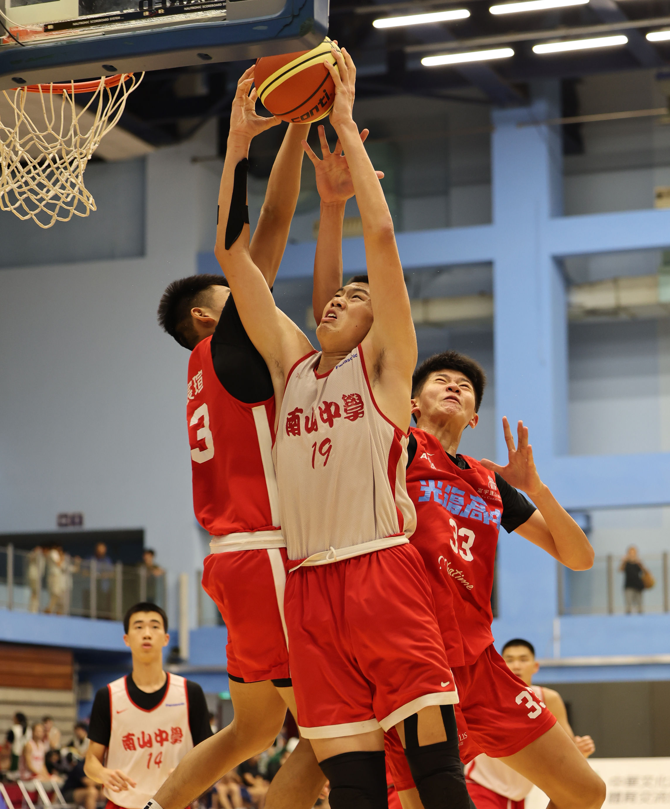 ▲▼登峰造極青年籃球邀請賽高中組今日開打。（圖／中華文化教育暨體育交流促進會提供）