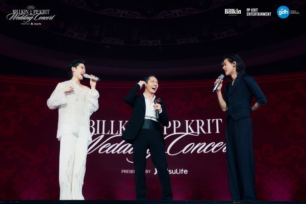 ▲POTATO主唱Pup先前到泰國人氣CP「BKPP」的婚禮演唱會作客。（圖／翻攝自官方Facebook）