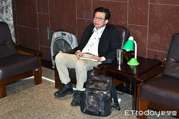 ▲▼立法院新會期報到，立委郭國文拔得頭籌。（圖／記者李毓康攝）