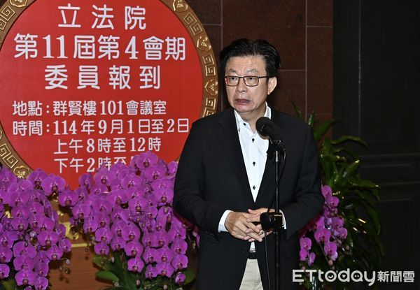 ▲立法院新會期報到，立委郭國文拔得頭籌 。（圖／記者李毓康攝）