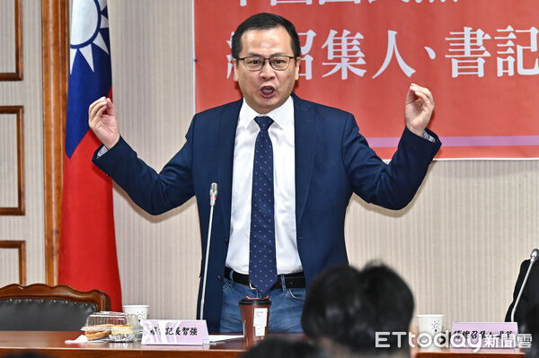 ▲▼中國國民黨立法院黨團第11屆第4會期黨團幹部就職典禮，新任黨團書記長羅智強。（圖／記者李毓康攝）