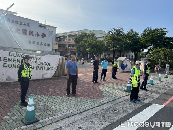 ▲東港警分局新學期開學護童勤務。（圖／記者陳崑福翻攝）