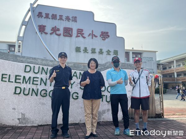 ▲東港警分局新學期開學護童勤務。（圖／記者陳崑福翻攝）