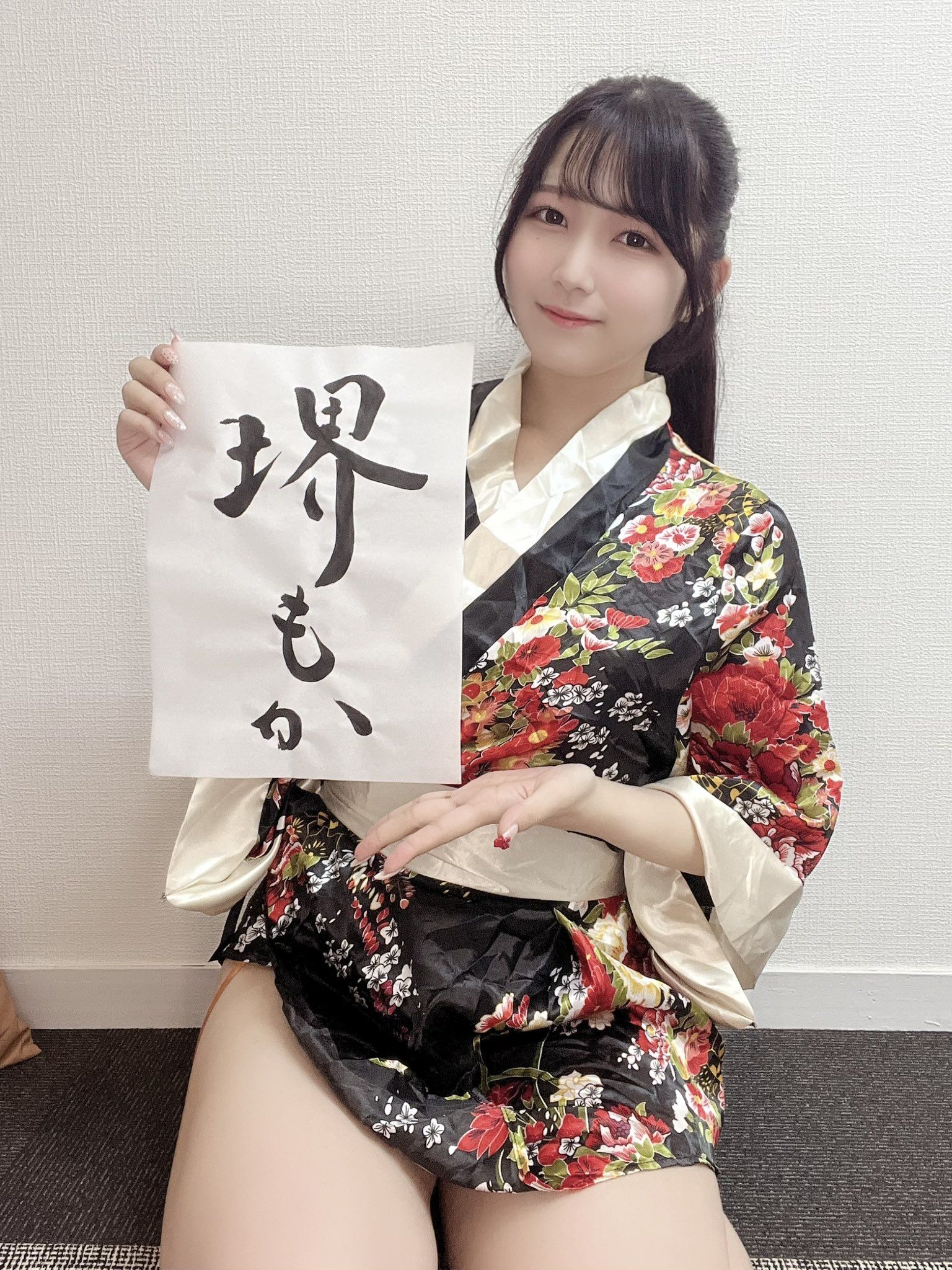 ▲▼書法家、新女優堺萌花。（圖／翻攝X／@moka_37）
