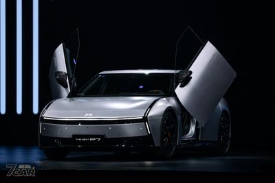 小鵬汽車「最新AI電動轎跑P7」大陸上市!重塑級距標竿又帥又會跑