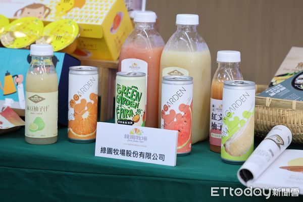 ▲台南市政府舉辦「韓國食品展暨拓銷成果發表會」，市長黃偉哲與參展廠商分享拓銷成果與心得。（記者林東良翻攝，下同）