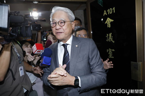 ▲▼甫上任的經濟部長龔明鑫馬不停蹄地與產業見交流，在交接過後便與產業公協會進行交流會議。圖為工商協進會理事長吳東亮。（圖／記者湯興漢攝）