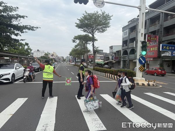 ▲▼  嘉義市警局開學日護童專案  。（圖／嘉義市警局提供）