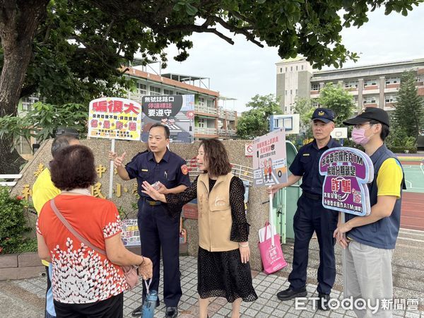 ▲▼  中埔警長偕鄉長護童反詐 共同守護孩童安全】  。（圖／中埔分局提供）