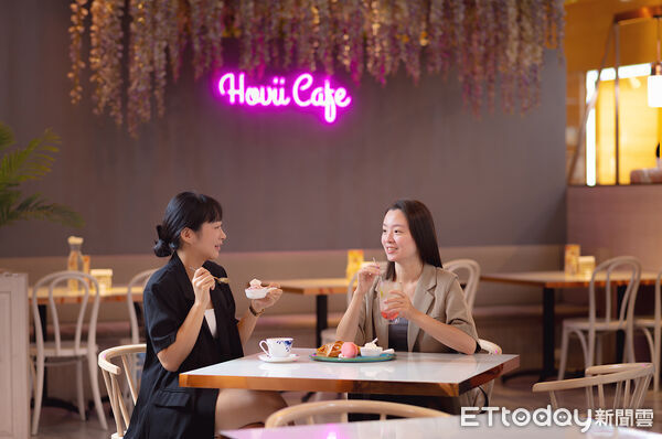 ▲高雄福華大飯店Hovii Cafe推出輕奢饗宴雙人套餐，健保卡優惠最高可享7折。（圖／高雄福華提供）