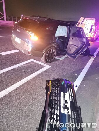 ▲國3烏日段發生追撞事故，1人慘死。（圖／記者游瓊華翻攝）