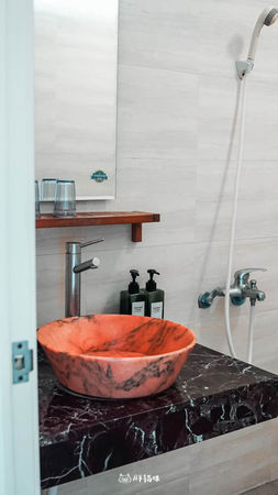 ▲▼來去海邊玉石咖啡民宿館。（圖／部落客胖貓咪的奇幻旅程授權提供）