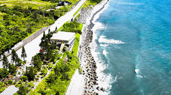 ▲▼來去海邊玉石咖啡民宿館。（圖／部落客胖貓咪的奇幻旅程授權提供）