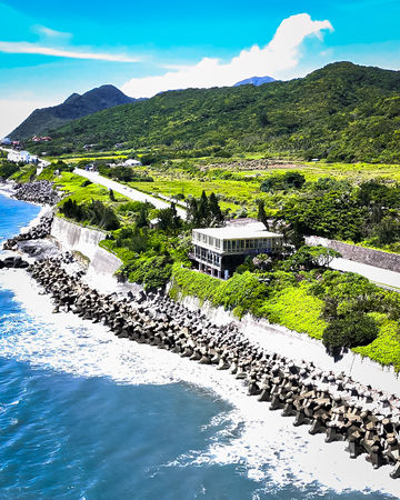 ▲▼來去海邊玉石咖啡民宿館。（圖／部落客胖貓咪的奇幻旅程授權提供）