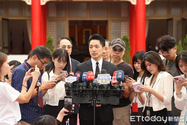 ▲▼  蔣萬安出席臺北市114年秋祭忠烈陣（公）亡將士典禮。（圖／記者徐文彬攝）