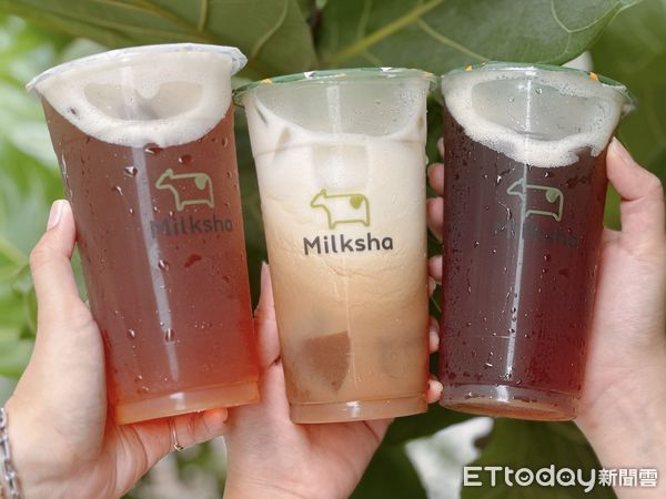 ▲▼迷客夏跨界合作台灣老字號「金蘭」推出「黑金粉粿」可甜可鹹，首波以台灣原生茶種「紅烏龍」推出「蜜緹紅烏龍」、「蜜緹紅烏龍拿鐵」、「蜜緹桃香紅烏龍」。（圖／記者蕭筠攝）