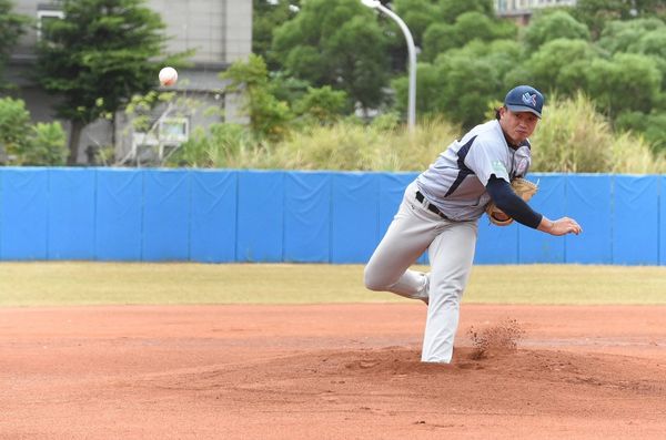 ▲范振宸穩健先發、打線單局灌6分　臺北市大6比3勝中信科大。（圖／桃園市桃園盃全國四級棒球錦標賽提供）