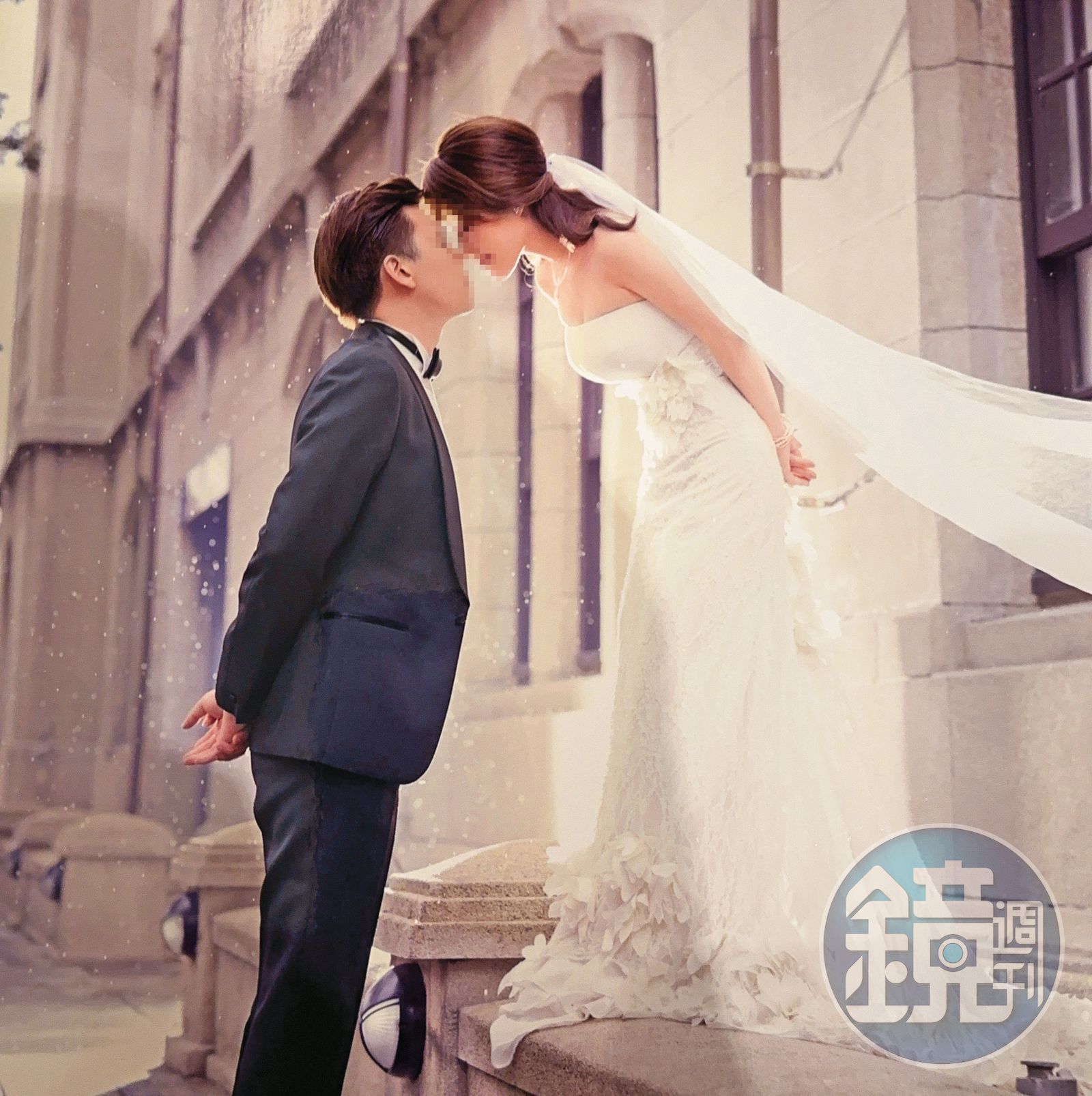 張姓工程師（左）與妻子（右）為了離婚對簿公堂，佳偶變怨偶。（讀者提供）