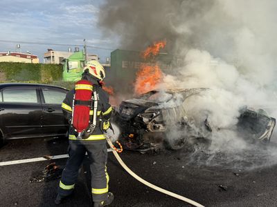 國1員林路段3車追撞!駕駛燒成焦屍 瞬間炸成火球恐怖畫面曝