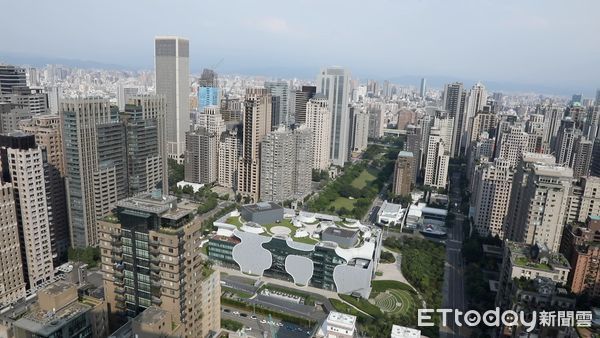 ▲七期微型商辦崛起　「市政壹號廣場」卡核心。（圖／記者劉亮亨攝）