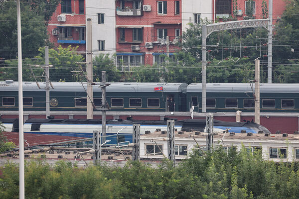 ▲▼ 據信載著金正恩的綠皮火車抵達北京。（圖／路透）