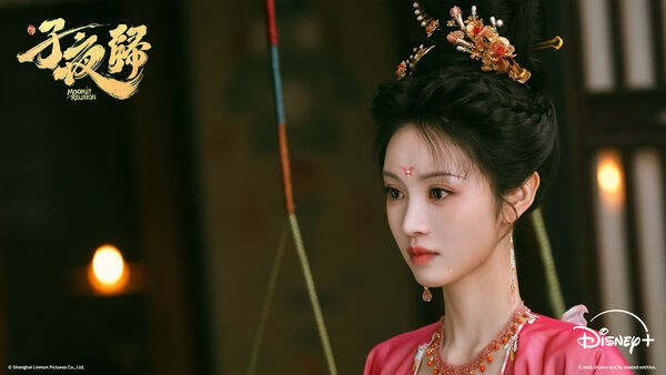 ▲《子夜歸》最新劇情中，許凱、田曦薇陷入又甜又虐的愛戀。（圖／Disney+提供）