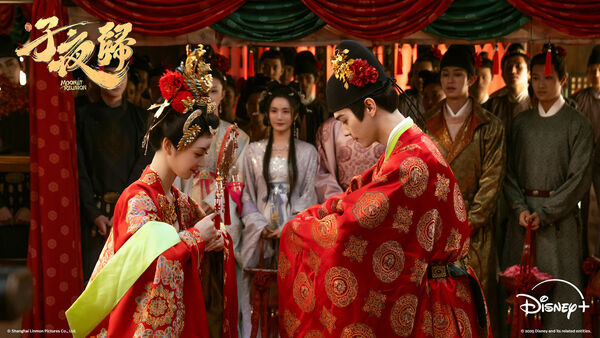 ▲《子夜歸》最新劇情中，許凱、田曦薇陷入又甜又虐的愛戀。（圖／Disney+提供）