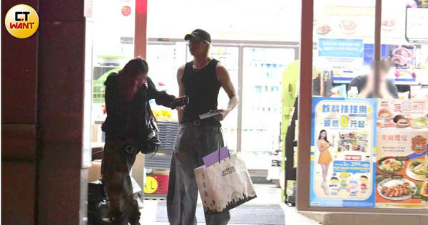 不輸零九1／直擊！憲哥「無緣女兒」有新戀情　妙莎牽羅志祥愛徒深夜同回愛巢