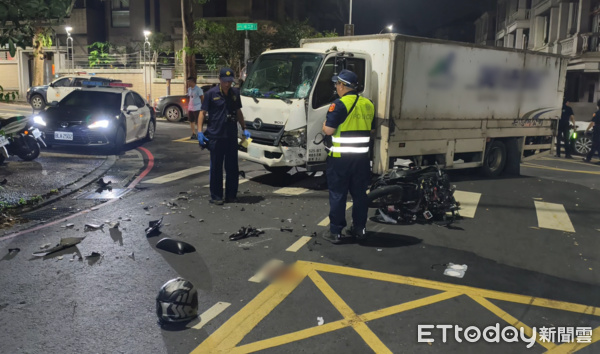 ▲▼新北市五股水碓五路死亡車禍。（圖／記者黃彥傑翻攝）