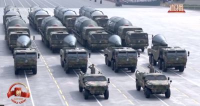 官媒認證打擊範圍覆蓋全球 東風-5C需3輛軍車才拉得下