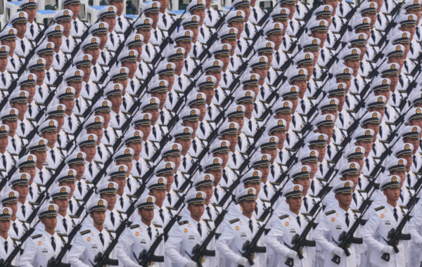 ▲▼陸九三閱兵複製黏貼。（圖／翻攝自人民日報）