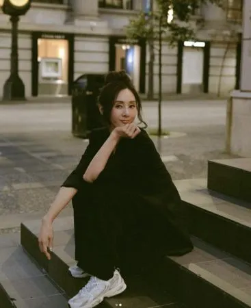 ▲▼法官不信「收錢嘿咻是抱好感交往」　G.NA沈默9年發聲：我痊癒了。（圖／翻攝自G.NA IG）