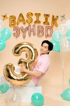 ▲KEVIN老師(右起)與派翠克小S熱舞。（圖／BASIIK）