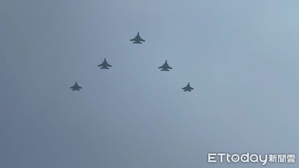 ▲▼ 九三閱兵、殲系列            。（圖／記者任以芳攝）