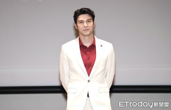 ▲▼ 鳳小岳保誠人壽全新代言人廣告首映會 。（圖／記者徐文彬攝）