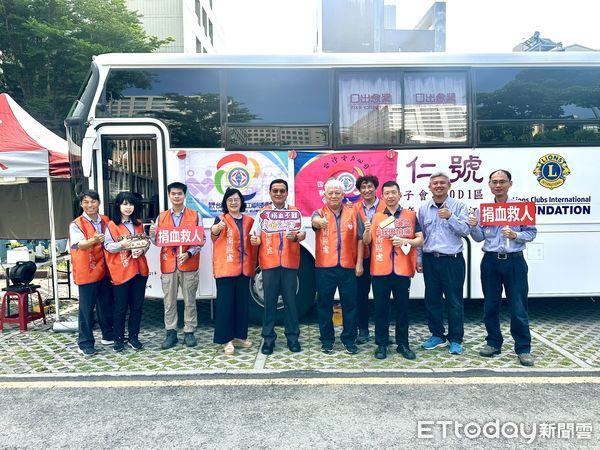 ▲台電台南區處攜手台灣血液基金會舉辦捐血活動，員工踴躍挽袖貢獻愛心。（記者林東良翻攝，下同）