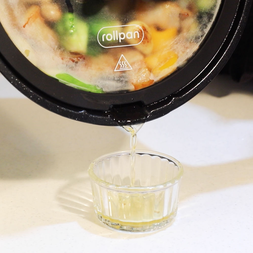 ▲韓國Rollpan自動翻炒鍋登台。（圖／品牌提供）