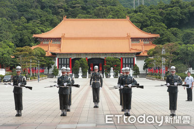 閃躲服役，何以服人？　「閃兵政客」的參政權